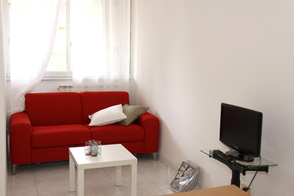 Apartamento Terrazze Fiorite Bérgamo Habitación foto